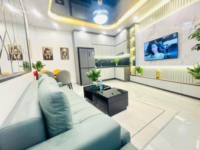 Hơn 6 đồng 35m2 x 5 tầng Đội Cấn - Cách ô tô dừng đỗ 80M - Ngõ to, thông. 0