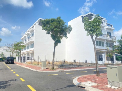  Bán Đất Chính Chủ Khu Biệt Thự Phường 4, Tân An- Long An, 90m2, 1TỶ, SHR 0