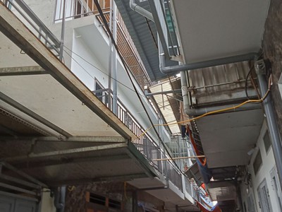 Bán nhà âu cơ ngõ 238 Sau chợ quảng an nhà chưa sổ mua bán vi bằng giá 2.6ty 0