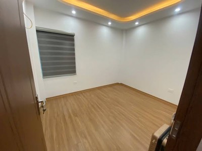 Cực hot  chỉ 5 tỷ sở hữu ngay nhà mới tinh 40m x 5t, ô tô đỗ cửa, 2 thoáng trước sau, kim chung - 2