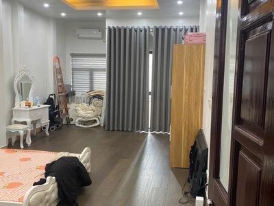 Bán nhà đẹp thịnh quang 46m2 , 5 tầng , 8,5 tỷ 2
