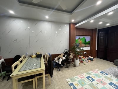 Bán nhà đẹp thịnh quang 46m2 , 5 tầng , 8,5 tỷ 1
