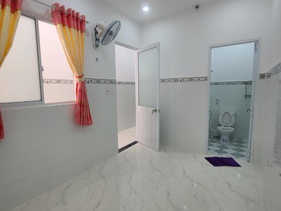 Bán nhà mới tinh, hxh, 2 tầng, ngay sát trường chinh, tân thới nhất, q12 2