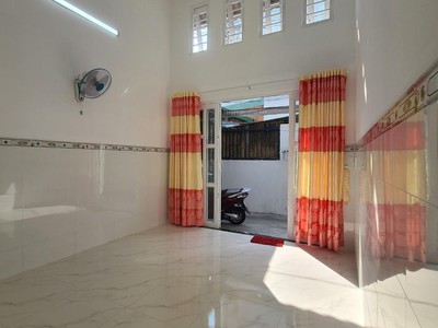 Bán nhà mới tinh, hxh, 2 tầng, ngay sát trường chinh, tân thới nhất, q12 3