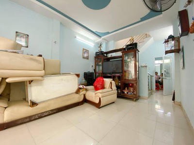 Nhà 4 tầng - gần đh công nghiệp - nguyễn thái sơn - gò vấp - 42m  - 5pn - dòng tiền 12tr/tháng - 2