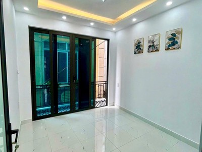 Nhà Tôn đức thắng - lê chân 2