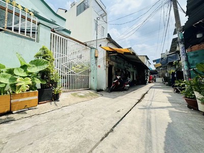 68m2 ngang hơn 5m - hẻm thông đẹp - sát aeon tân phú - chỉ 4.x tỷ 3