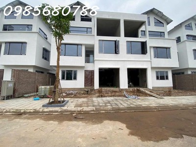 Bán biệt thự kđt cổ nhuế, 38 tỷ, 180m2, mặt tiền 12m, giá rẻ nhất thị trường 1