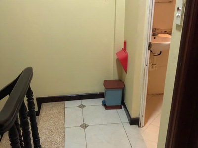 Cho thuê phòng trọ tầng 3 địa chỉ: số 9, hẻm 35/1, ngõ thổ quan, khâm thiên, đống đa, 2