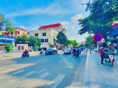 Bán nhà mặt tiền đường 30/4 đối diện trường ngô quyền chỉ 10,5 tỷ 4