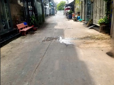 Bán nhà 3 tầng ngang 7,8m đường 5m trường chinh - quận 12 giá chỉ hơn 7 tỷ 4