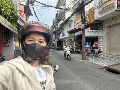 Chính chủ cần bán nhà mặt tiền - xe hơi đậu cửa- khu kinh doanh sầm uát- gần trường gần chợ- cung 0
