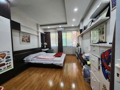 Bán nhà phân lô phạm tuấn tài, vỉa hè rộng, 3 ôtô tránh, kinh doanh, 41m2 hơn 14 tỷ 2