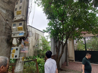 Bán mảnh đất ô tô vào vuông vắn ngay trung tâm đông mỹ thanh trì, dt40m, ngõ nông 3.3 tỷ 2