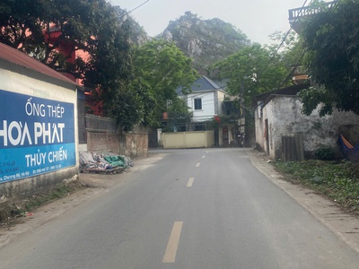 Mặt đường liên xã tại phụng châu  71,5m đã trừ lưu không  măt tiền đẹp xe ô tô qua quá là hợp lý 0