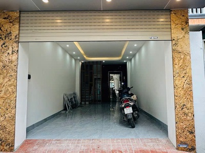 Nhà mới gara ô tô lô góc 3 thoáng phố trạm 41/45m2, 7 tầng,mặt tiền 3.7m 11.8 tỷ long biên 0