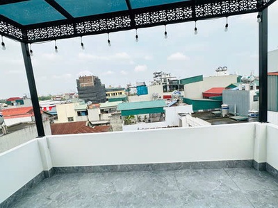 Nhà mới gara ô tô lô góc 3 thoáng phố trạm 41/45m2, 7 tầng,mặt tiền 3.7m 11.8 tỷ long biên 4