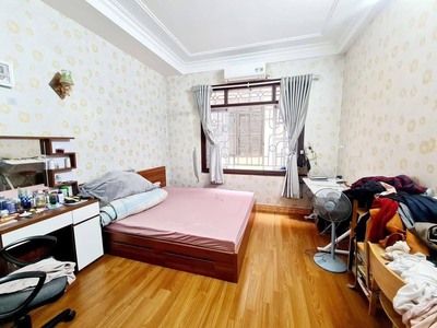 Lô góc hoàng ngân - ngõ nông, ôtô con đỗ cửa - giá 7 tỷ 1