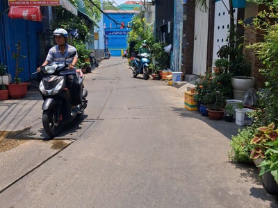 Hàng thơm nhà trần văn ơn tân sơn nhì ngay chợ gần mặt tiền 56m2 nhỉnh 4ty 0