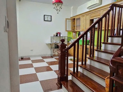 Nhà phân lô - kinh doanh  - cách phố 30m - lô góc - phân lô ô tô tránh - ngõ thông - kinh doanh - 1