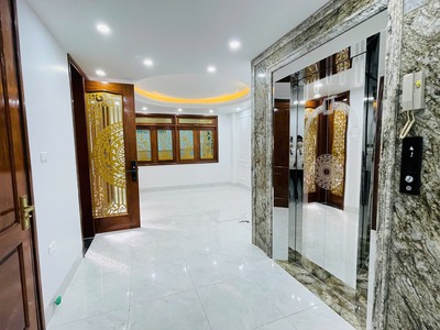 Lô góc đào tấn - ngõ thông ôtô - 7 tầng thang máy - giá 20 tỷ 2
