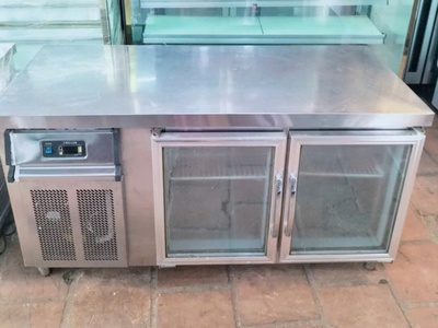 Tủ bàn mát inox 2 cửa kính hiệu berjaya sản xuất malaysia mới 91 0