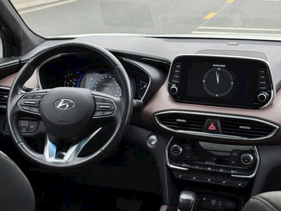Hyundai SantaFe 2.2 Premium   Sản xuất 2020 3