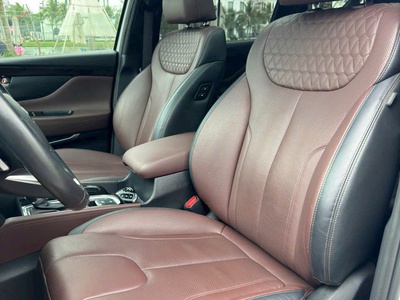 Hyundai SantaFe 2.2 Premium   Sản xuất 2020 4