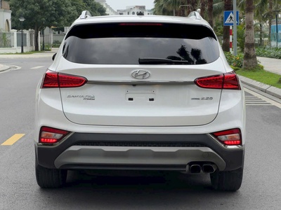 Hyundai SantaFe 2.2 Premium   Sản xuất 2020 7