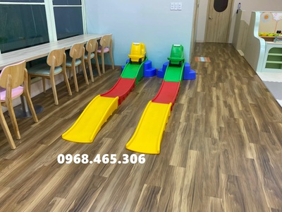 Bộ xe trượt dốc đường ray nhựa nguyên sinh hàng nhập khẩu 1