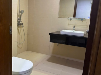 Chính chủ cho thuê chung cư Starcity, diện tích 85m2, full đồ 5