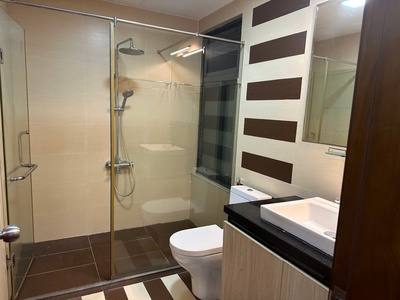 Chính chủ cho thuê chung cư Starcity, diện tích 85m2, full đồ 4
