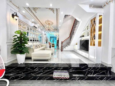Bán nhà Quận 7 - Diện tích: 5m x 19m - Giá: 17 Tỷ 5 triệu 6