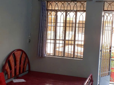 Cho thuê phòng mặt tiền đường Nguyễn Thái Sơn  đối diện UBND phường 3 quận Gò Vấp 1