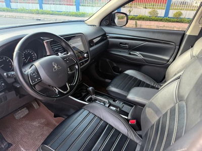 Mitsubishi Outlander 2.0 CVT   đời 2022 7
