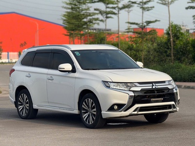 Mitsubishi Outlander 2.0 CVT   đời 2022 10