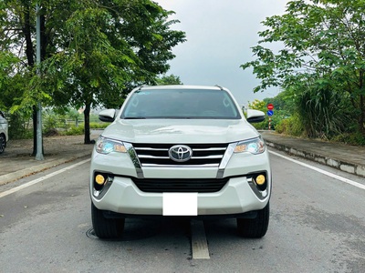 Bán xe Toyota Fortuner 2.7V 4x2 AT 2019, màu trắng. 0