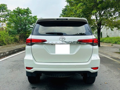 Bán xe Toyota Fortuner 2.7V 4x2 AT 2019, màu trắng. 1
