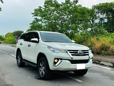 Bán xe Toyota Fortuner 2.7V 4x2 AT 2019, màu trắng. 2