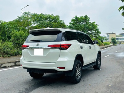 Bán xe Toyota Fortuner 2.7V 4x2 AT 2019, màu trắng. 5