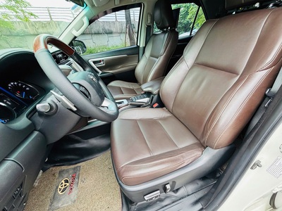 Bán xe Toyota Fortuner 2.7V 4x2 AT 2019, màu trắng. 11