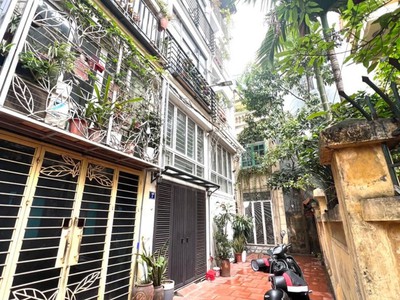 Bán nhà 5 tầng, tư đình, long biên, giá 8,2 tỷ 1