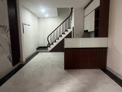 Nhà mới - đẹp mễ trì, lô góc, ngõ thông, ô tô tránh, kinh doanh. 36m x 5t x 5 ngủ, giá chỉ 6.55 tỷ 0