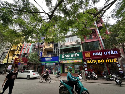 Siêu hiếm mặt phố vip nguyên hồng - kinh doanh vỉa hè - mặt rộng - cho thuê 60 triệu/tháng 0