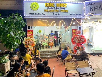 Sang nhượng quán trà cúc tại 97 hoàng minh thảo, lê chân, hải phòng 0