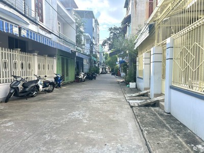 Nhà kiệt ô tô 5m sát chợ đống đa, 45m2, ngang 6m, kinh doanh tốt, 3.5 tỷ 1