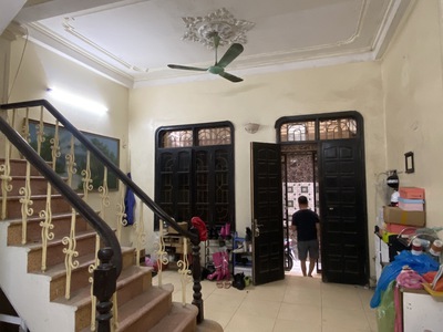 Bán nhà nguyễn khánh toàn, cầu giấy, 46m2, 4 tầng, mt 5m, chỉ 10.2 tỷ 0