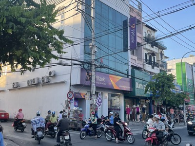 Bán nhà 2 mặt tiền 25x87m giá 190 tỷ đường nguyễn ảnh thủ 2