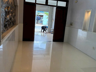 Nhà 4 tầng  4x22  mặt tiền đường 20m phạm thị giây, thới tam thôn, hóc môn 1