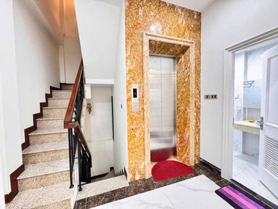 Bán nhà phân lô hoàng quốc việt, 6t thang máy, ôtô tránh kinh doanh, 61m2 nhỉnh 25 tỷ 2